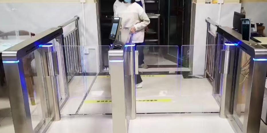 游樂(lè)場(chǎng)球館游泳館人臉識(shí)別門禁閘機(jī)場(chǎng)景化安防與便捷管理利器